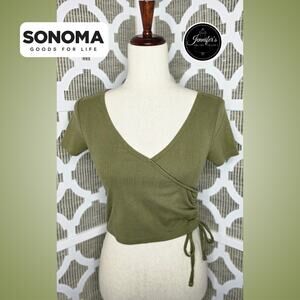 SO Juniors Green Faux Wrap Side Cinch with Tie Short Sleeve Crop Top Size XS